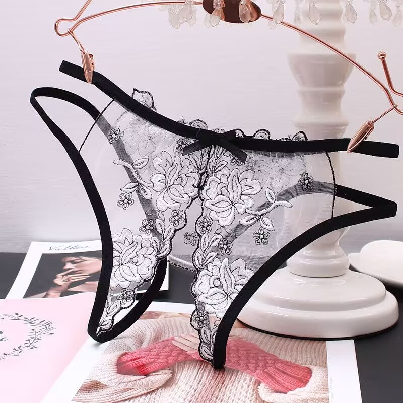 Jual Dezenna G String Wanita Open Celana Dalam Sexy Motif Bunga