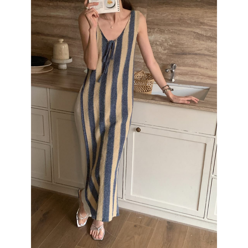Jual 𝐑𝐄𝐀𝐃𝐘 𝐒𝐓𝐎𝐂𝐊 𝐒𝐀𝐅 𝐎𝐔𝐓𝐄𝐑 𝐎𝐍𝐋𝐘 VIVI blue cover up bikini woman