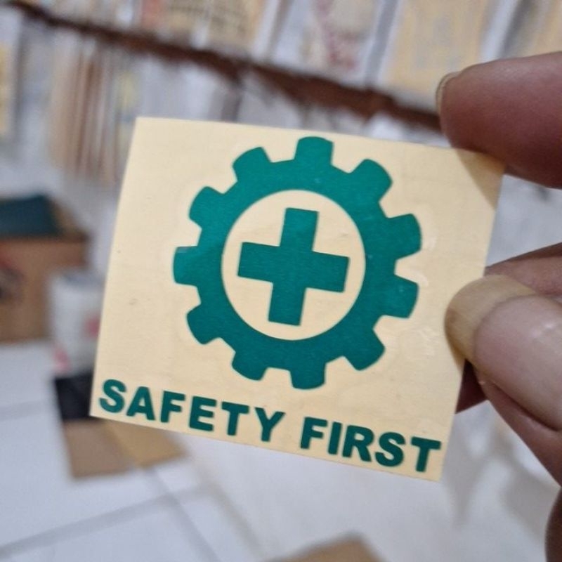 Jual STICKER LAMBANG SAFETY FIRST LOGO SIMBOL K3 KESELAMATAN DAN