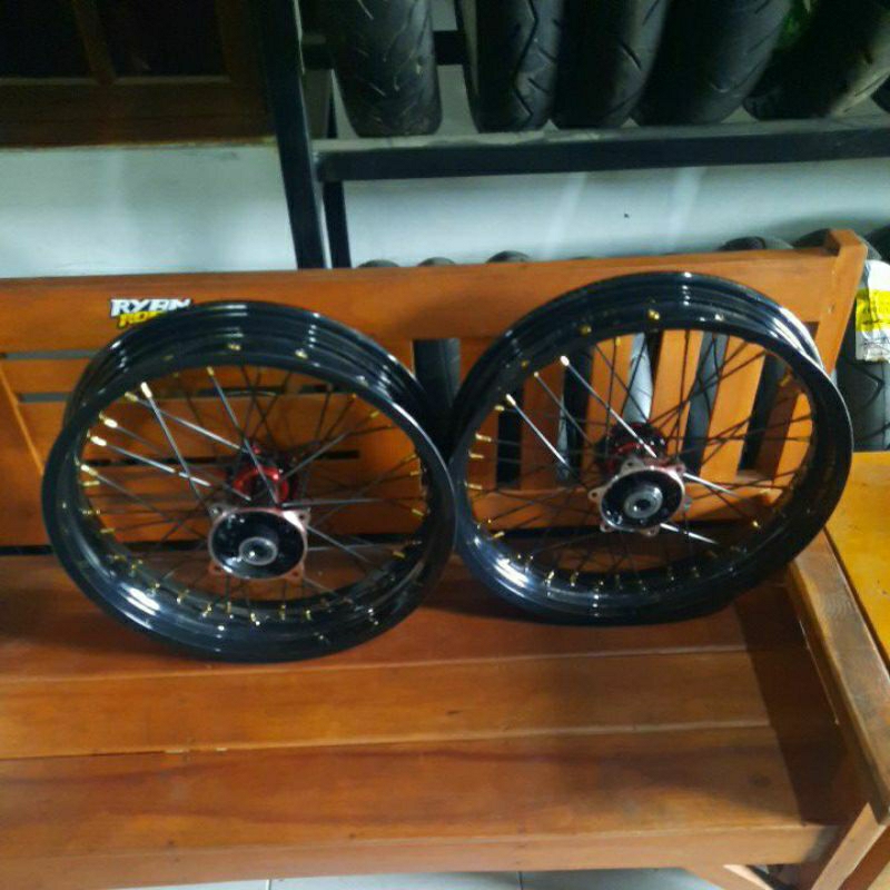 Jual Ban Set Velg Set Roda Set Supermoto Klx Shopee Indonesia