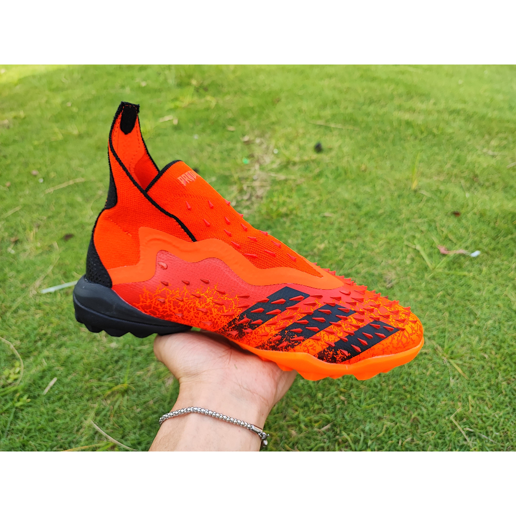 Jual Sepatu Futsal Adidas Predator Freak Laceless TF Turf Tapak Gerigi