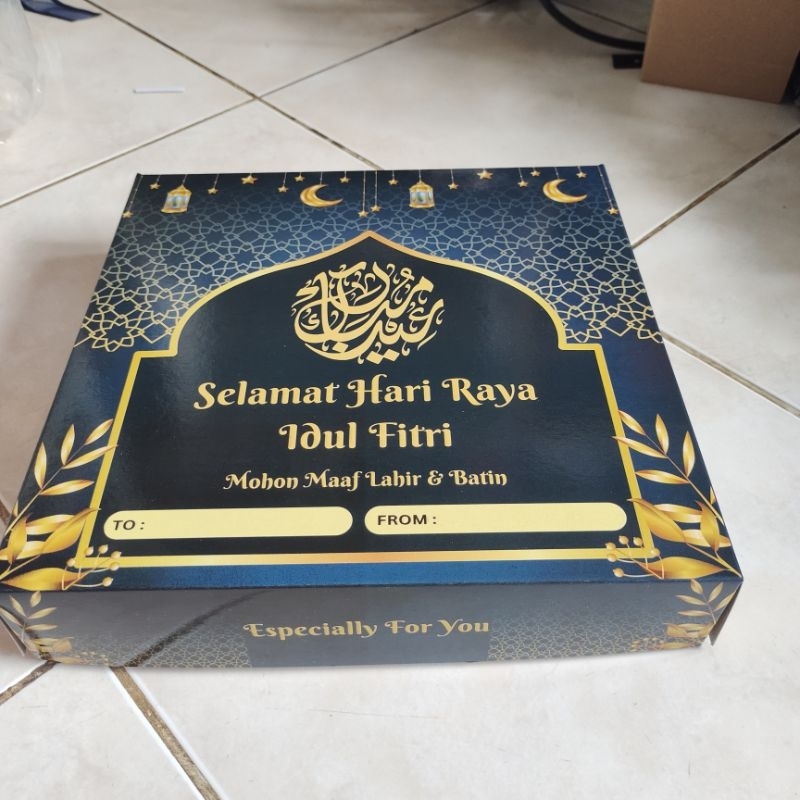 Jual Box Lebaran 4 Toples 250gr Box Idul Fitri 25x25 Hampers Kue