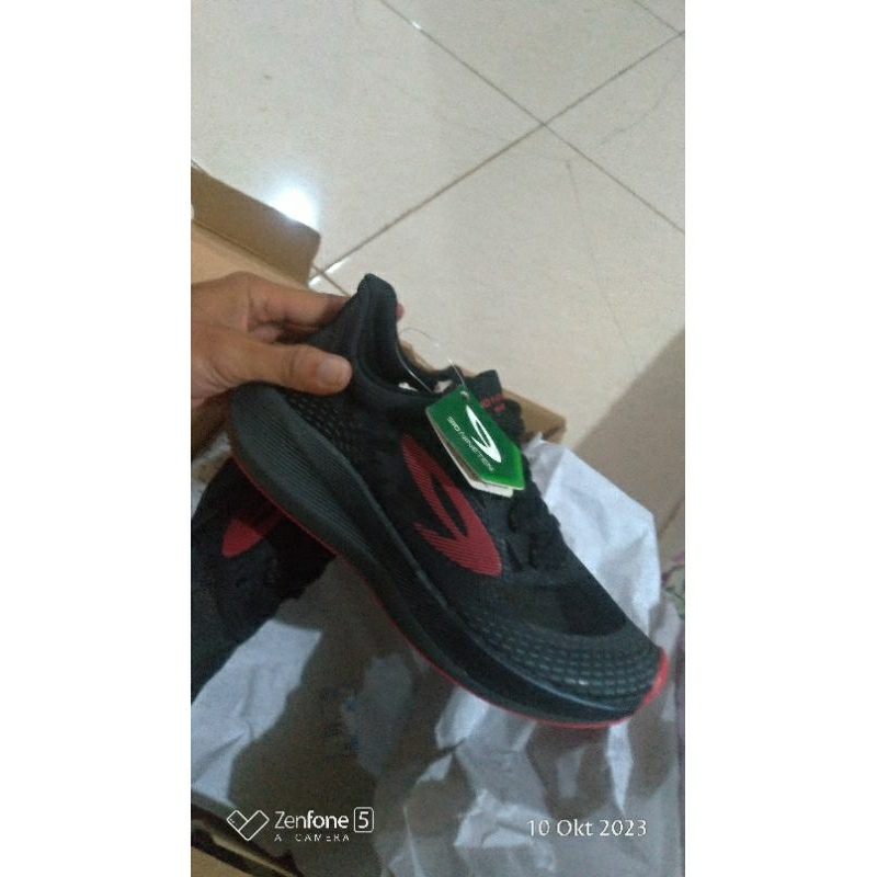 Jual Sepatu 910 Nineten Haze Running Original Shopee Indonesia