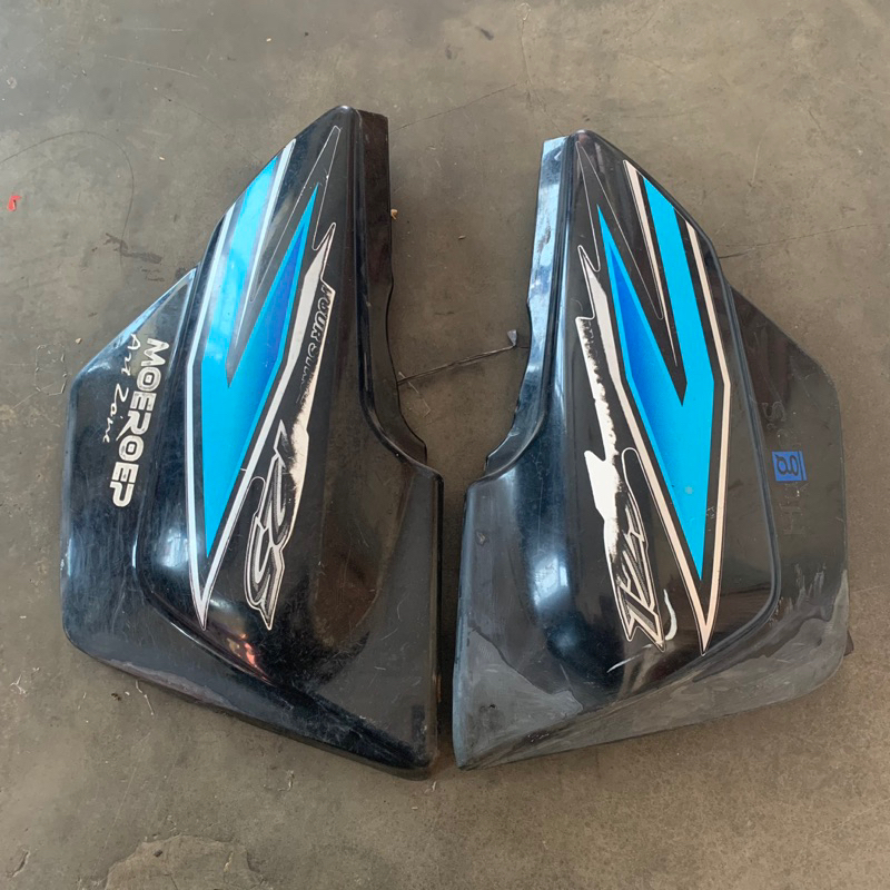 Jual Cover Kanan Kiri Tutup Aki Suzuki Thunder 125 Tander 125 Original