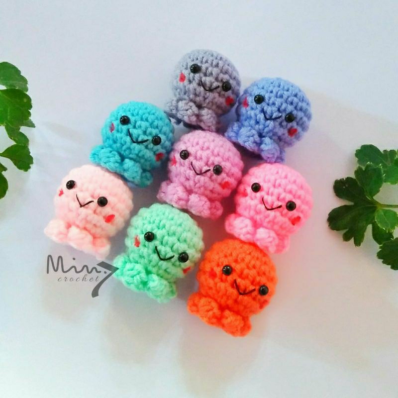 Jual Amigurumi Octupus Mini Gantungan Kunci Rajut Shopee Indonesia