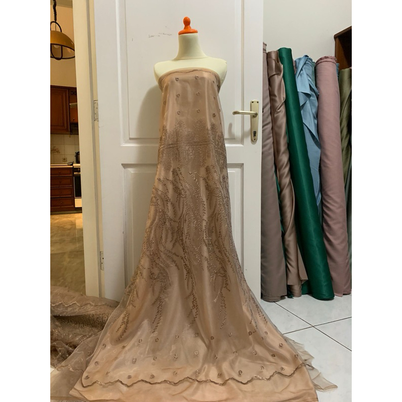 Jual Bahan Kain Kebaya Mewah Brukat Organza Bordir Etnik Shopee Indonesia