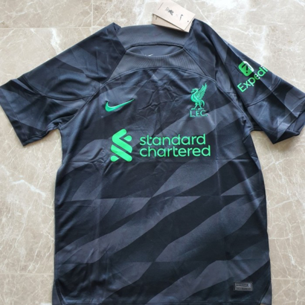 Jual JERSEY BOLA LIVERPOLL GK KIPER HITAM LIST HIJAU 2023 2024 GRADE