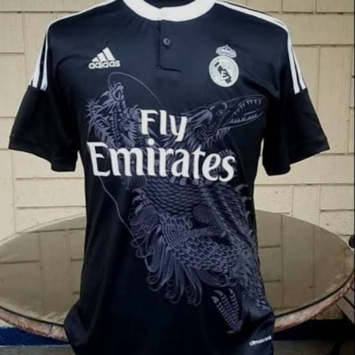 Jual REAL MADRID 3RD NAGA RETRO JERSEY BAJU BOLA KLASIK HITAM 2015