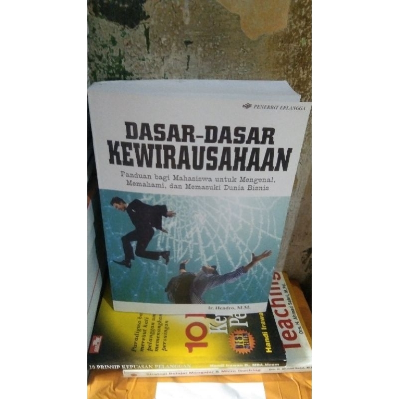 Jual Dasar Dasar Kewirausahaan Panduan Bagi Mahasiswa Untuk Mengenal