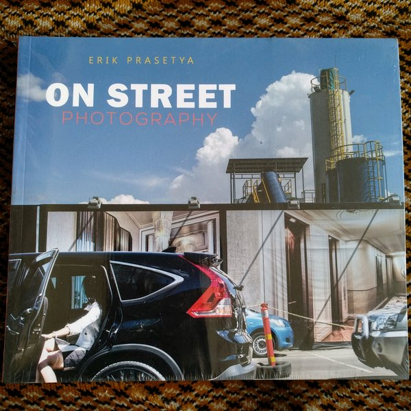 Jual Buku On Street Photography Erik Prasetya Shopee Indonesia