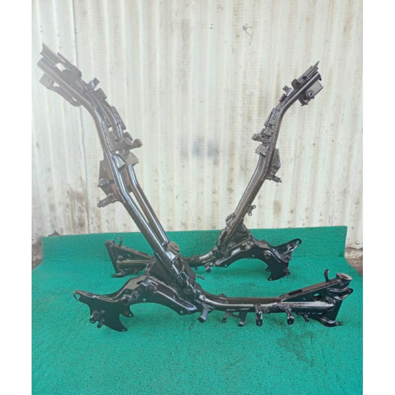 Jual Rangka Kerangka Frame Yamaha Fis R Fiz R Original Seccond