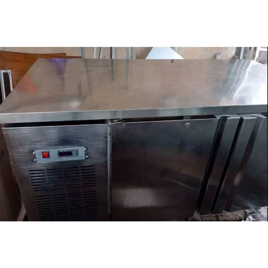 Jual UNDERCOUNTER CHILLER 2 PINTU CROWN TZ 300 Shopee Indonesia