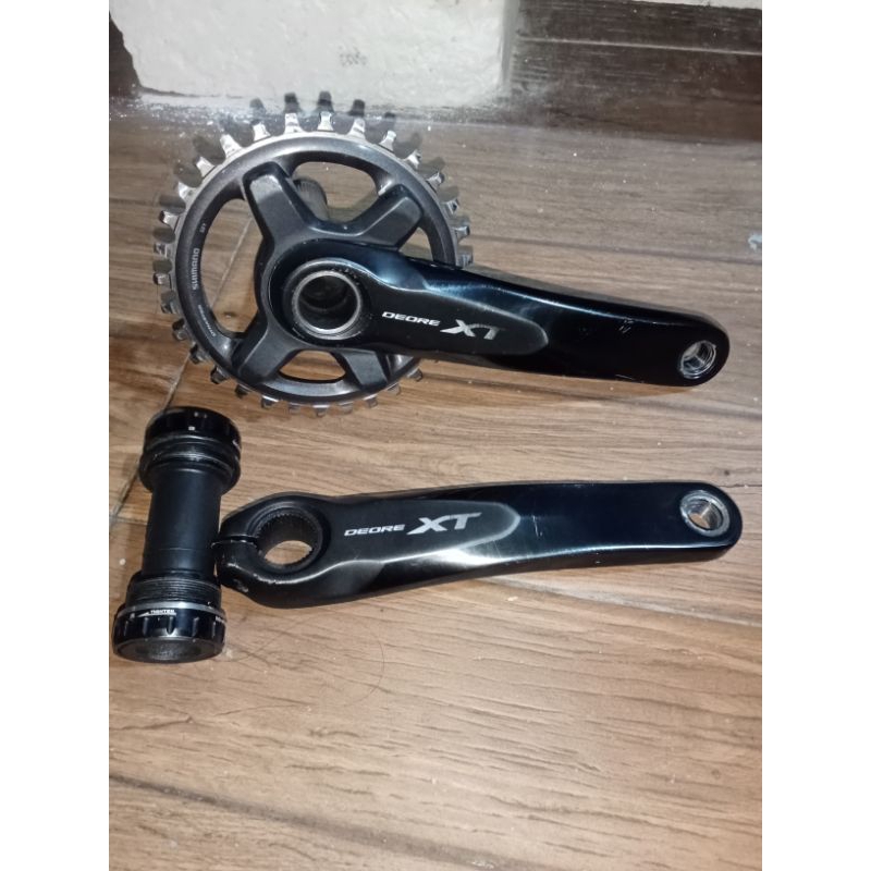 Jual Crank Shimano Xt M T Komplit Bottom Bracket Mt Bekas