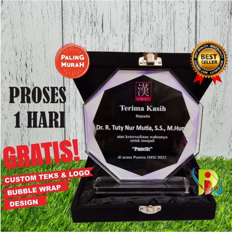 Jual Plakat Plakat Akrilik Plakat Wisuda Plakat Akrilik Custom