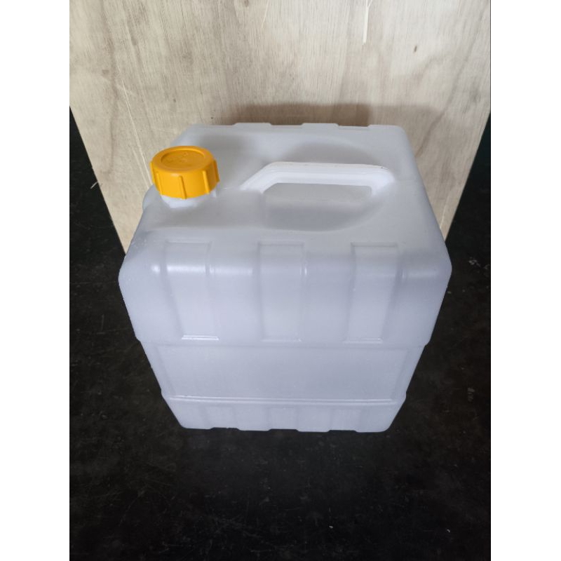 Jual JERIGEN BEKAS 18 LITER JERIGEN BEKAS 1 KALI PAKAI JERIGEN 18