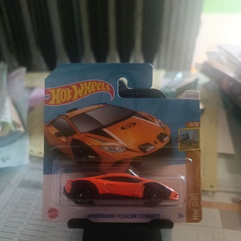 Jual Hot Wheels Lamborghini Huracan Sterrato Orange Short Card Shopee Indonesia