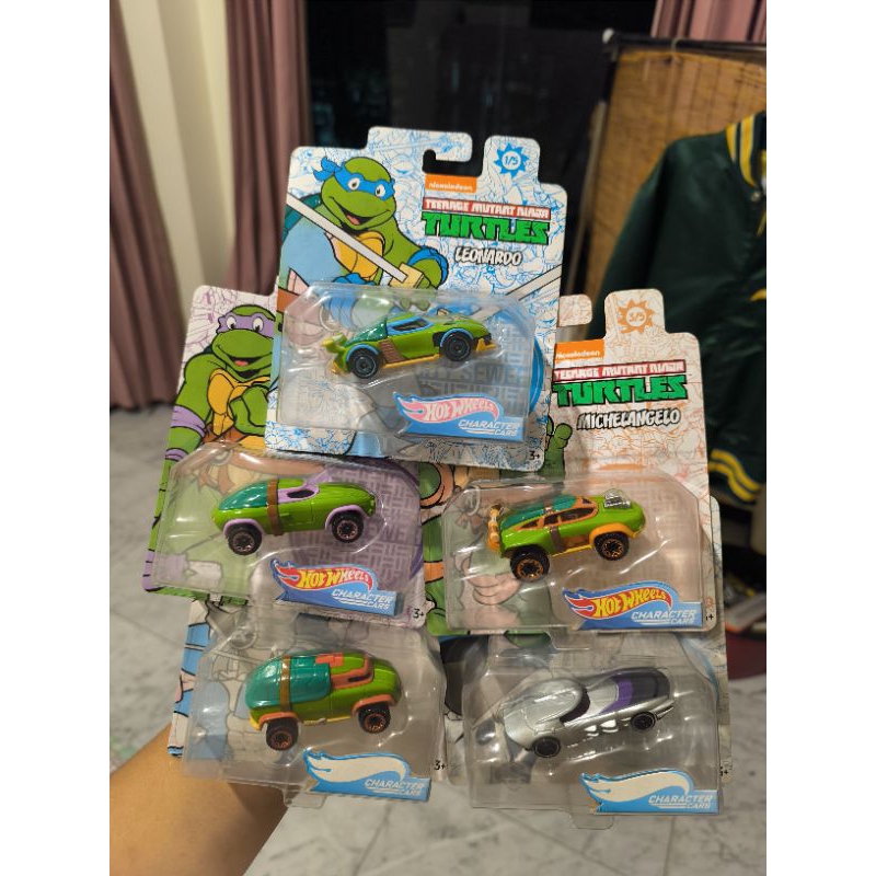 Jual Michelangelo Teenage Mutant Ninja Turtles Hot Wheels Character Cars Shopee Indonesia