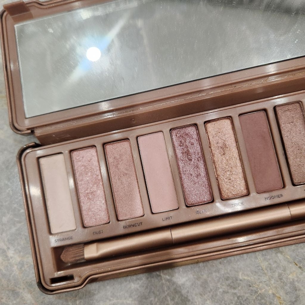 Jual Eyeshadow Naked 3 Urban Decay Shopee Indonesia