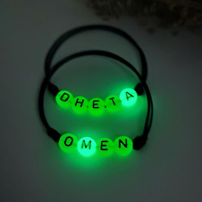 Jual COD Gelang Nama Glow In The Dark Dapat Mnyala Dalam Gelap