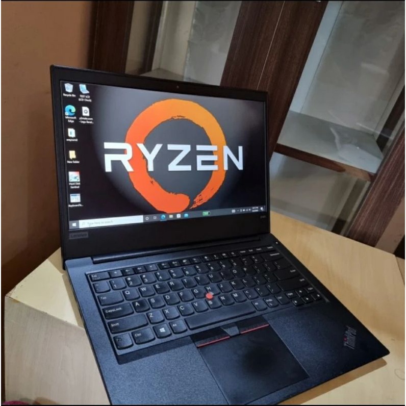 Jual Lenovo Thinkpad E Amd Ryzen U Gb Gb Laptop Desain