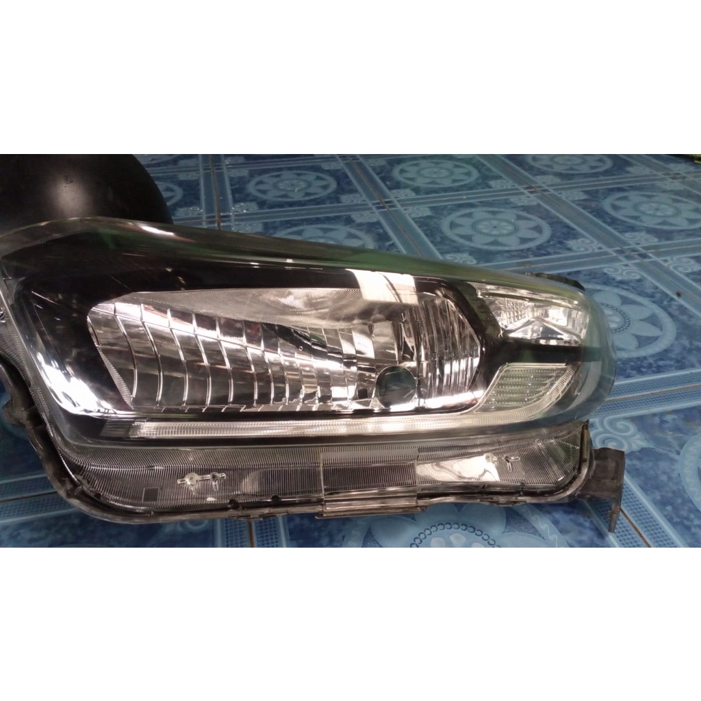 Jual Headlamp Brio Mobilio Facelift Satu Set Shopee Indonesia