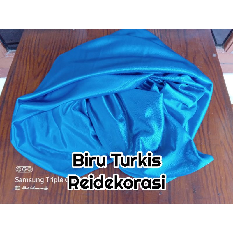 Jual Background Backdrop Pilamin Kilap Polos Tinggi 4M X Lebar 4M Kain