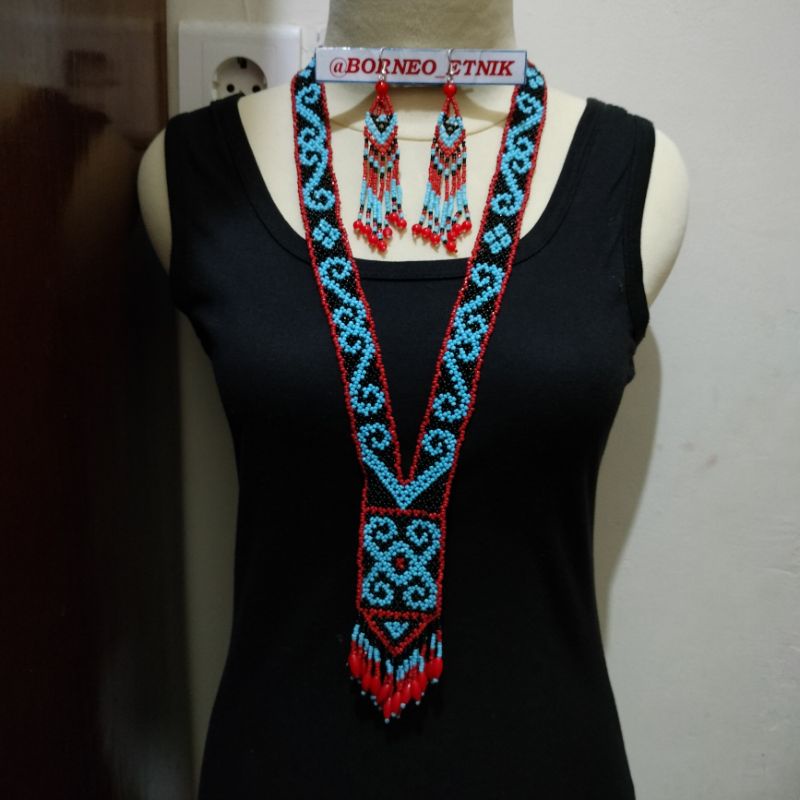 Jual Satu Set Kalung Dayak Dan Anting Dayak Manik Manik Kalung Etnik