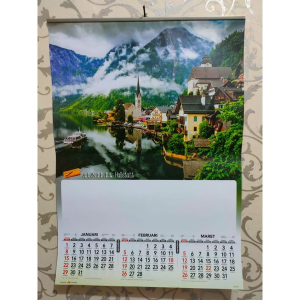 Jual Kalender Dinding Triwulan 2023 Motif Pariwisata Dunia Shopee