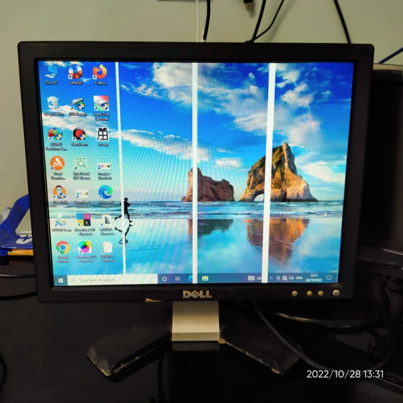 Jual Monitor Dell Kotak 15 Inch Garis Garis Shopee Indonesia