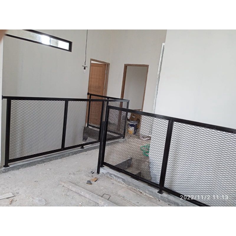 Jual Pagar Railing Balkon Tema Industrial Bahan Plat Expanded Dan