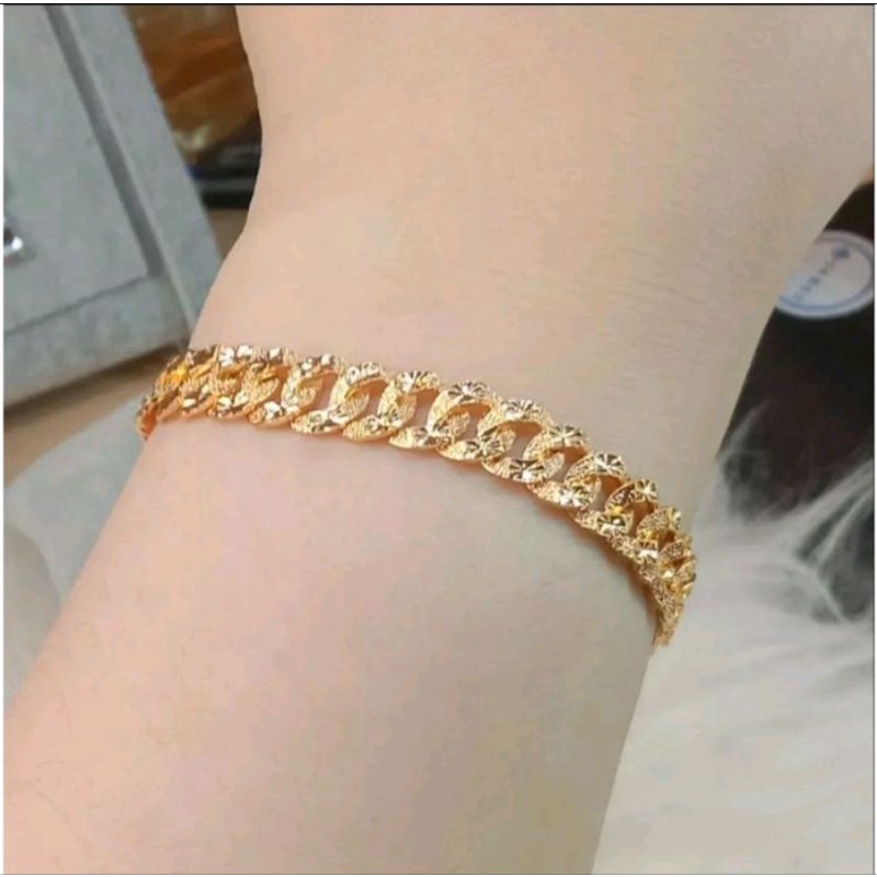 Jual GELANG TANGAN WANITA TITANIUM MOTIP SISIK NAGA GOLD DENGAN GAYA