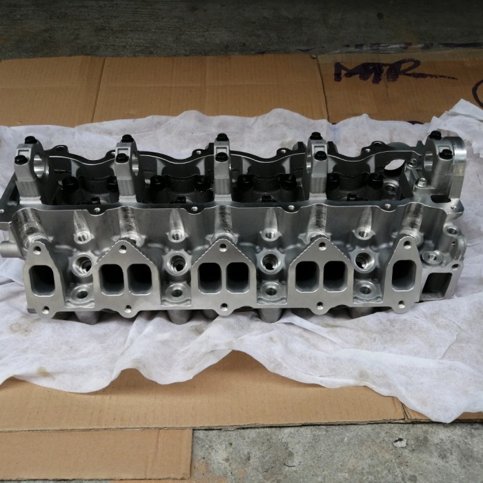 Jual Part Mobil Cylinder Head Deksel Wl Ford Ranger Everest Tdi