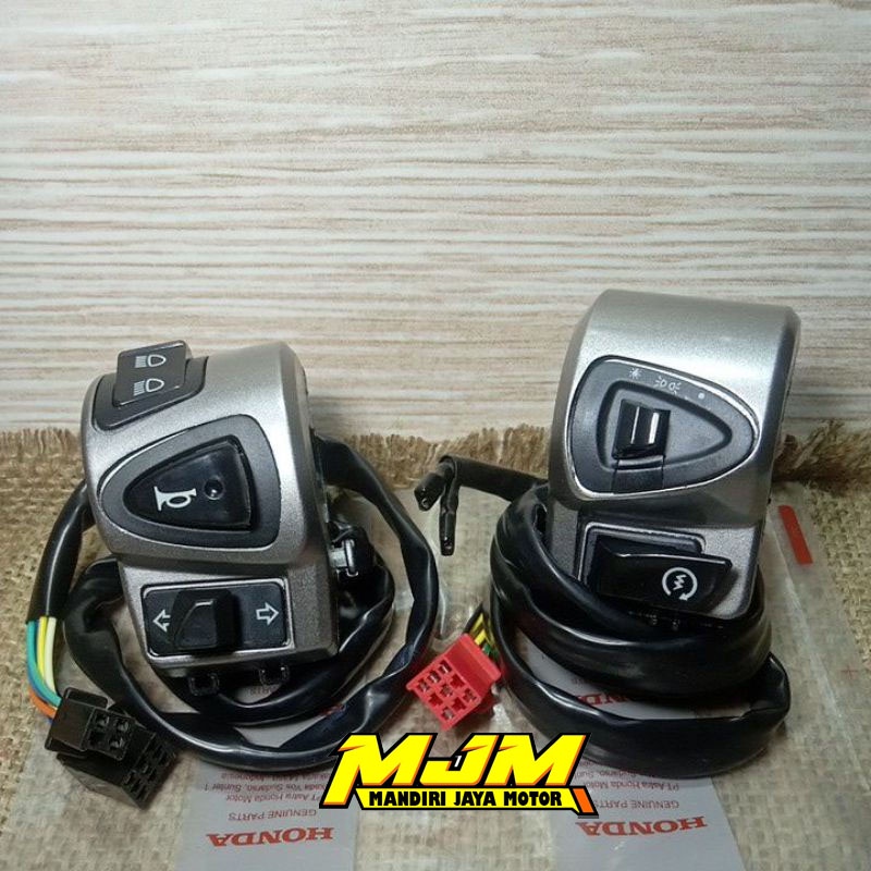 Jual Saklar Set Kiri Dan Kanan Motor Honda Scoopy Karbu Scoopy F