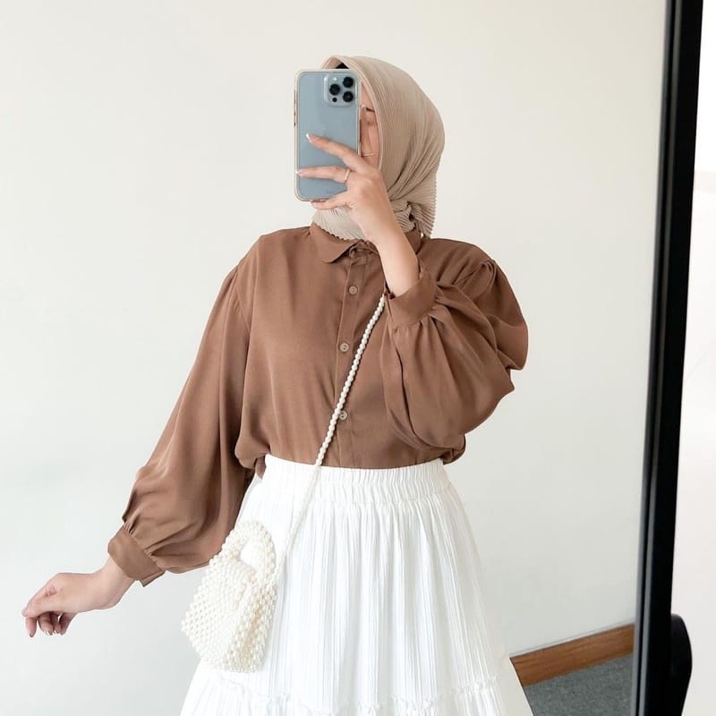 Jual ELZE BLOUSE POLOS SHAKILLA ATASAN WANITA NEW Shopee Indonesia