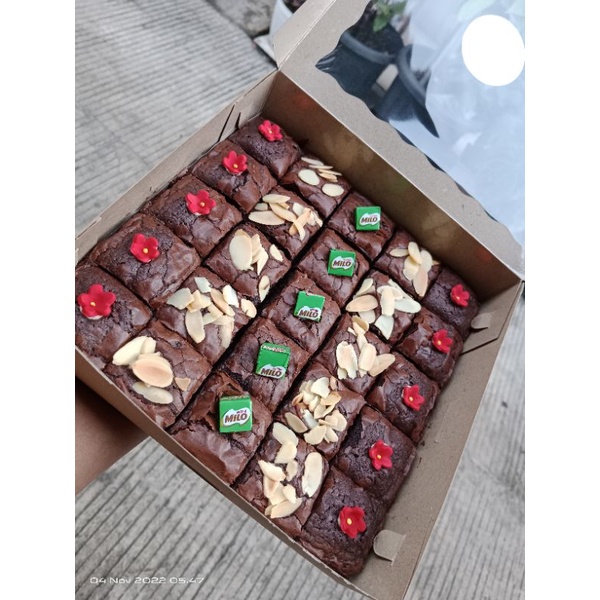 Jual Brownies Shiny Ukuran X Shopee Indonesia