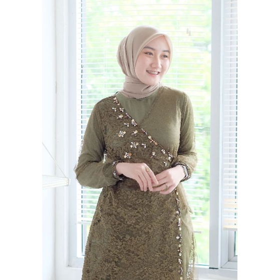 Jual INAYA OUTER OUTER SAJA KEBAYA KONDANGAN KEBAYA MODERN