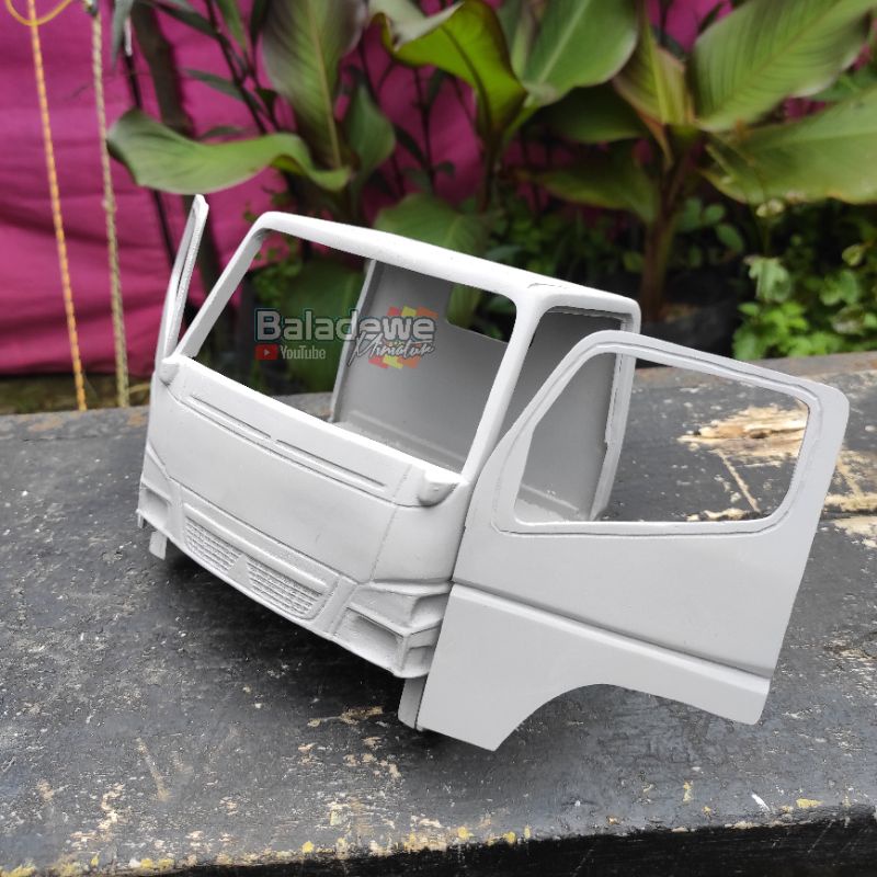 Jual Mentahan Kabin Miniatur Truk Canter Skala Detail Bagus Pintu