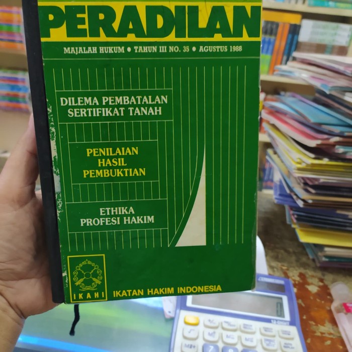 Jual Must Have Majalah Hukum Dilema Pembatalan Sertifikat Tanah Etika