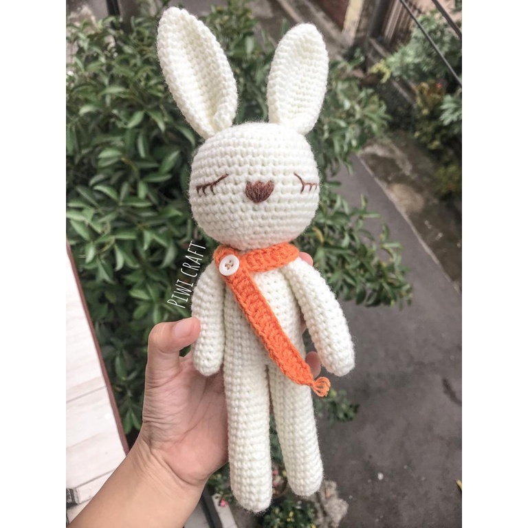 Jual Amigurumi Bunny Boneka Rajut Kelinci Kado Ultah Kado Wisuda