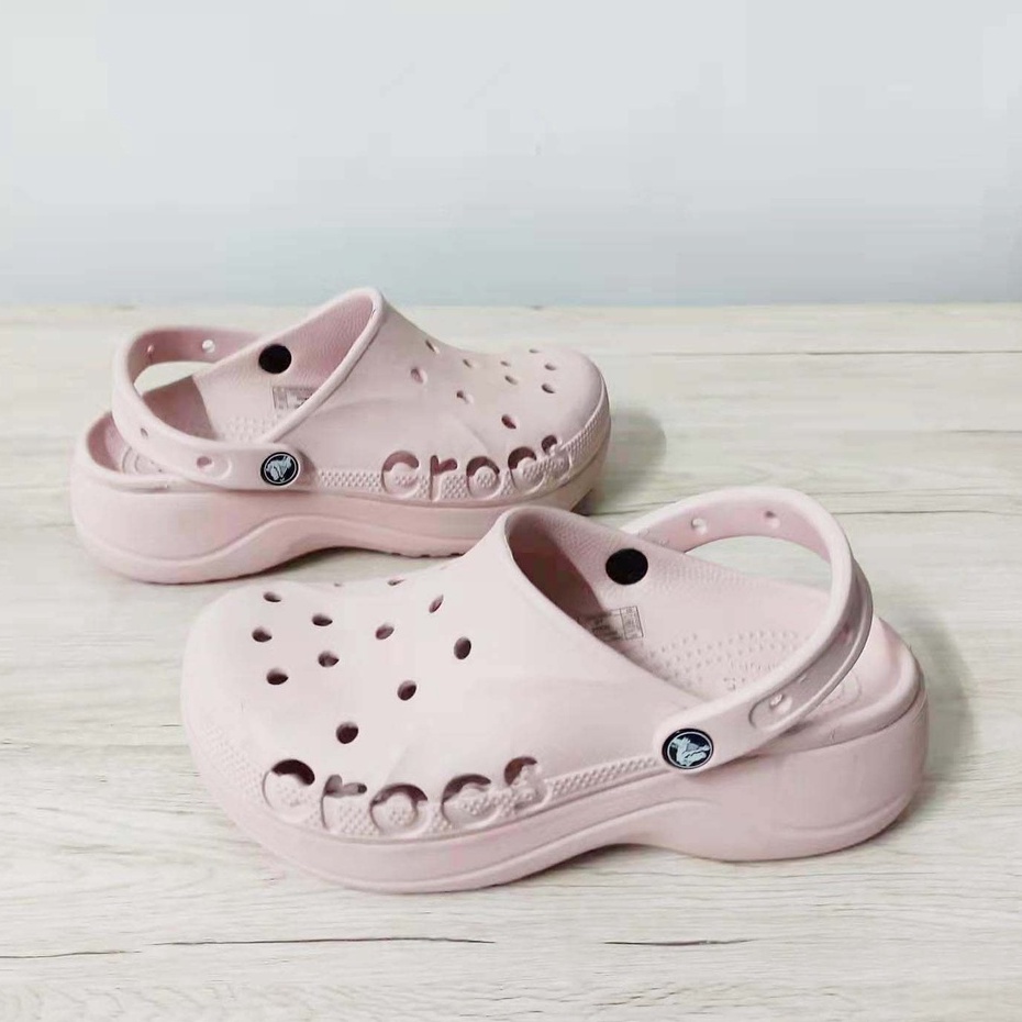 Jual Crocs Classic Bae Clog Sandal Wanita Crocs Classic Bae Clog