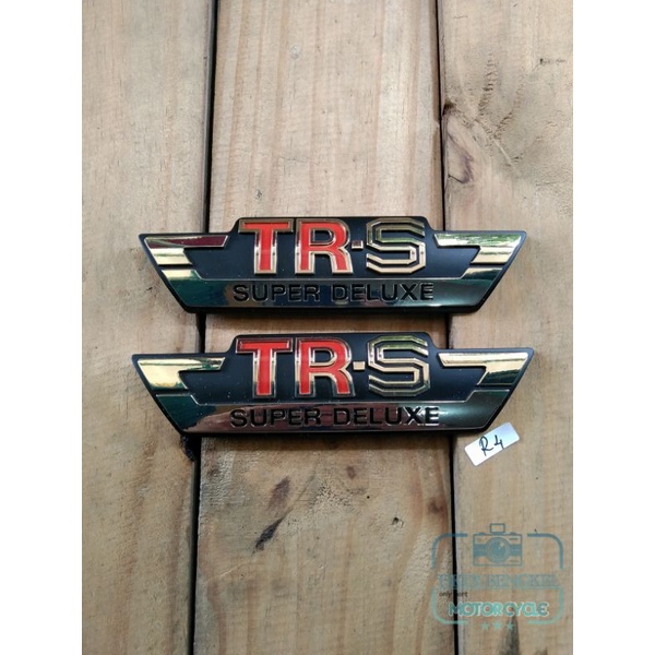 Jual Emblem Logo Box Cover Side Samping Aki Suzuki Trs Original