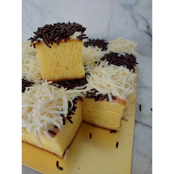 Jual Cake Potong Premium Bolu Jadul Cake Meses Keju Cake Premium