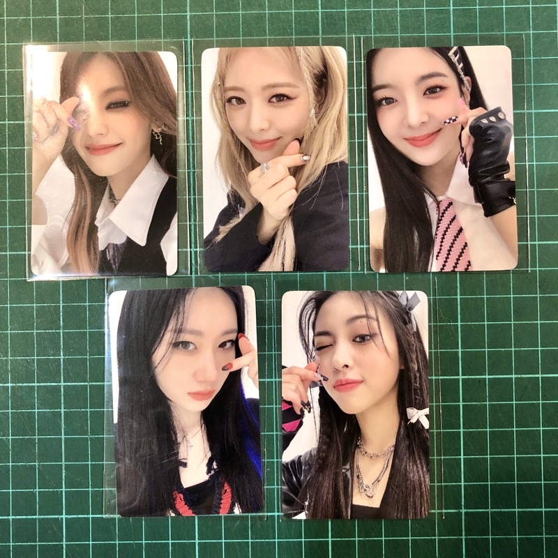 Jual Itzy Cheshire Photocard Pc Benefit Withmuu Fansign Shopee