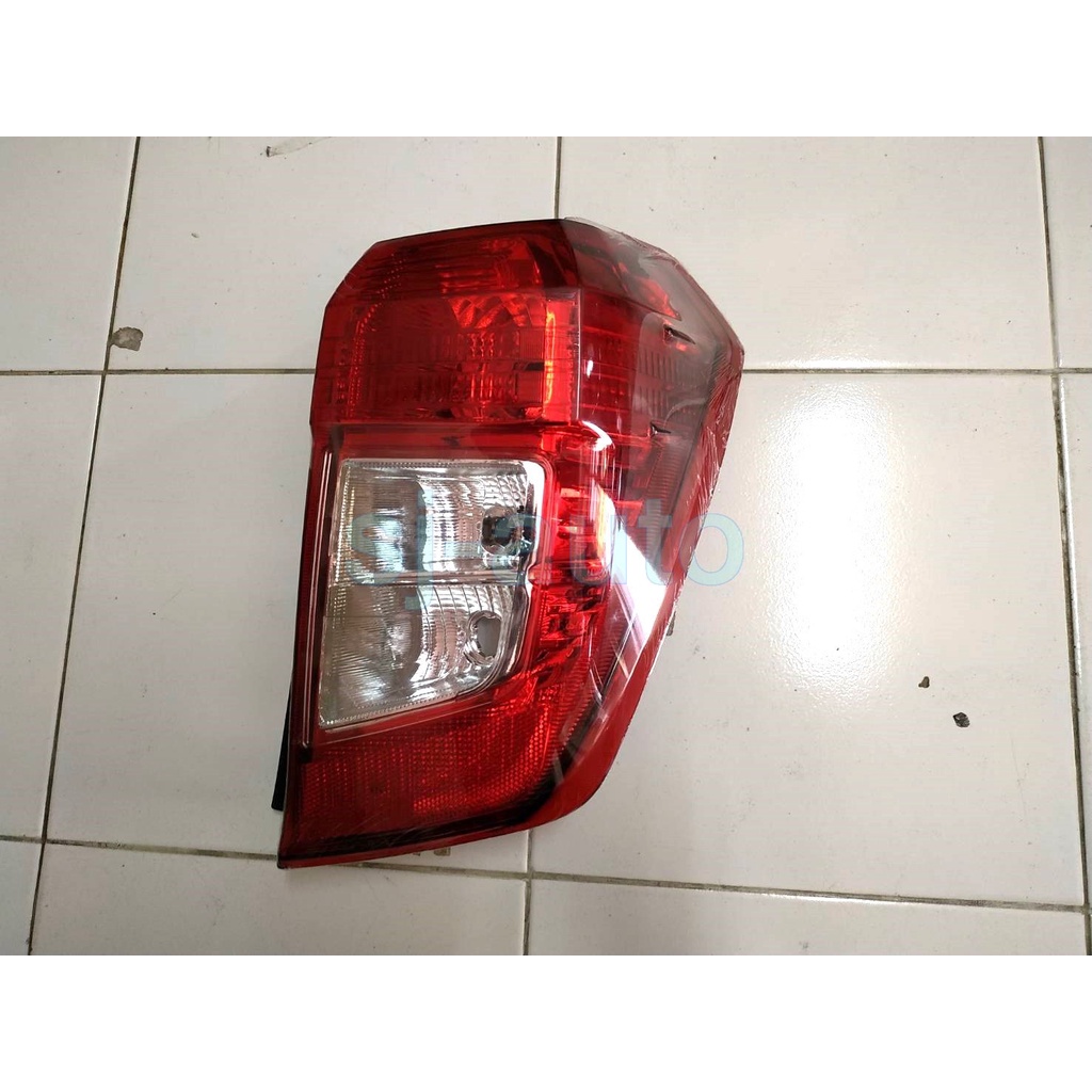 Jual Stop Lamp Calya Sigra Lampu Belakang Calya Sigra Shopee Indonesia