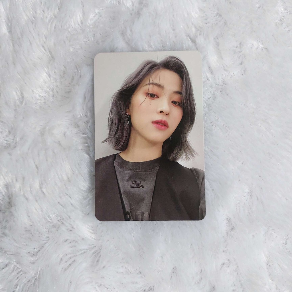 Jual Itzy Cheshire Album Pc Standard Ver Member Limited Edition Le