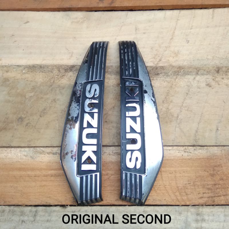 Jual Emblem Logo Body Tangki Suzuki Rc Rc Rc Original Second