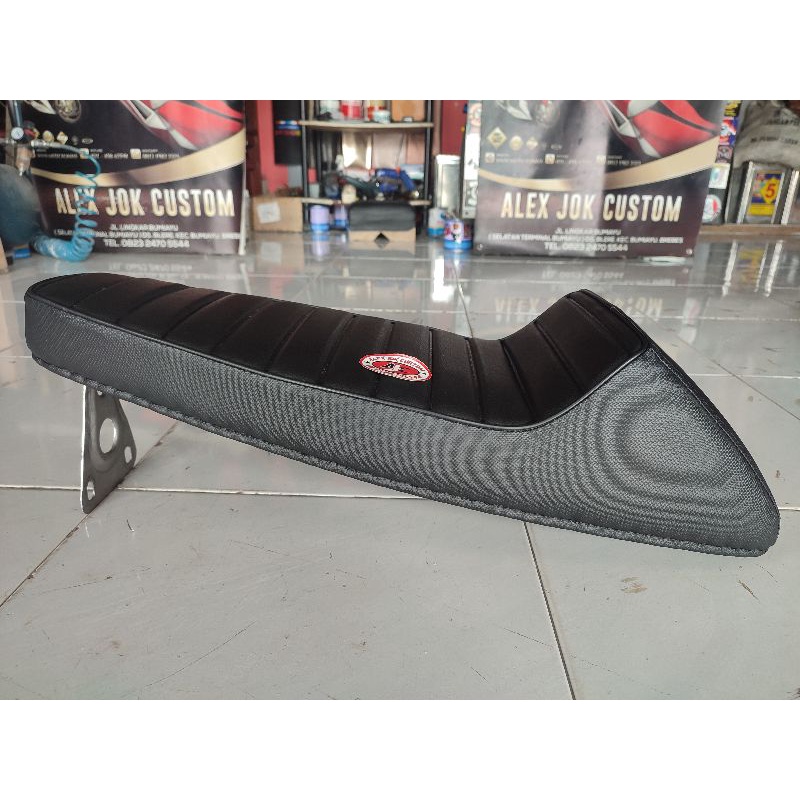 Jual JOK VESPA MODEL CAFERACER RACING SPORT KOTAK Shopee Indonesia