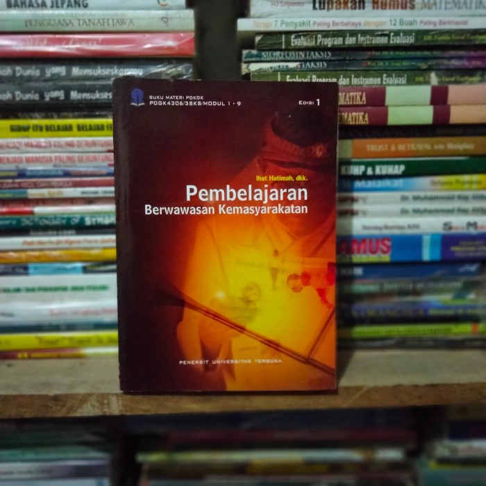 Jual PEMBELAJARAN BERWAWASAN KEMASYARAKATAN Bekas Mulus MTP Shopee