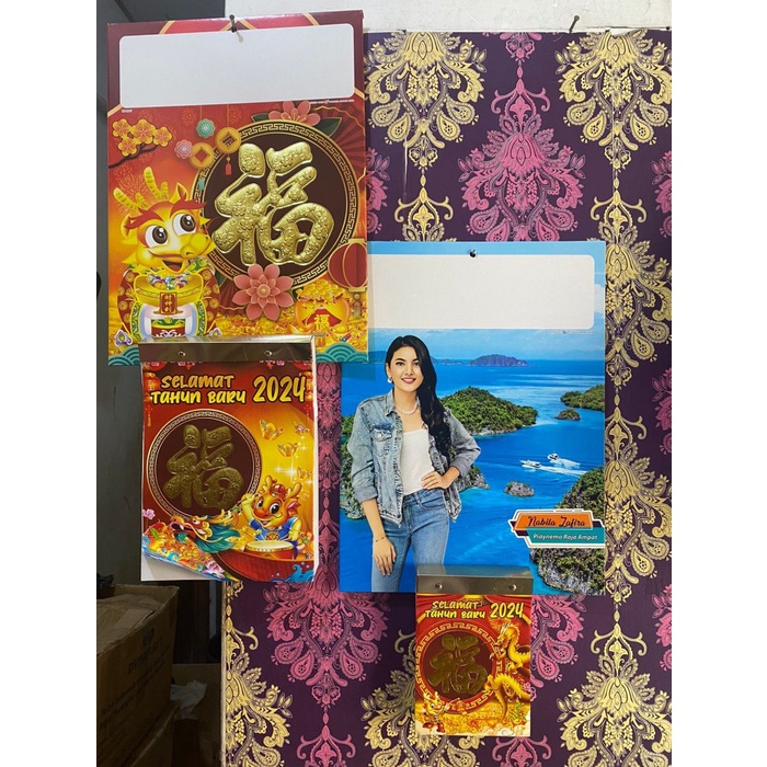 Jual New Kalender Harian Sobek Sedang Plus Tatakan Shio Kelinci Dan