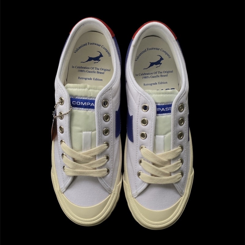 Jual TERLARIS SEPATU COMPASS RETROGRADE LOW WHITE BLUE Shopee Indonesia